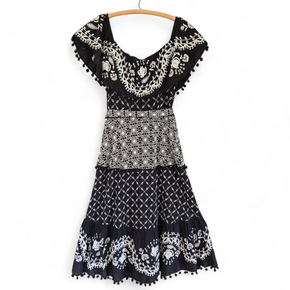 Anthropologie Marisol Size 6 Boho Black & White Embroidered Off-Shoulder Dress - Picture 4 of 11